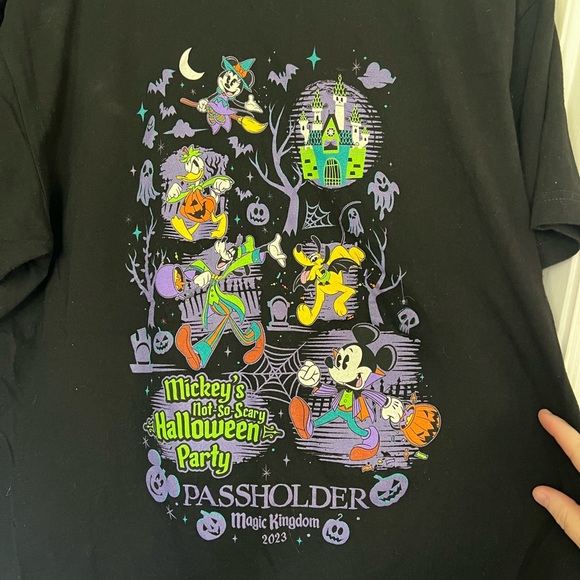 Disney Mickey’s Not-So-Scary Halloween Party Passholder Shirt 2023 XL Magic - Picture 2 of 8